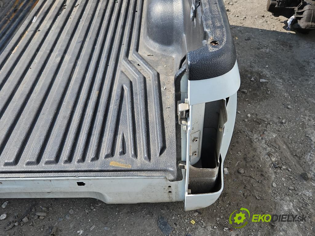 Isuzu D-Max II 2011-2019 2.5 crdi 163 hp automatic 120 kW 2499 cm3 5- Budova