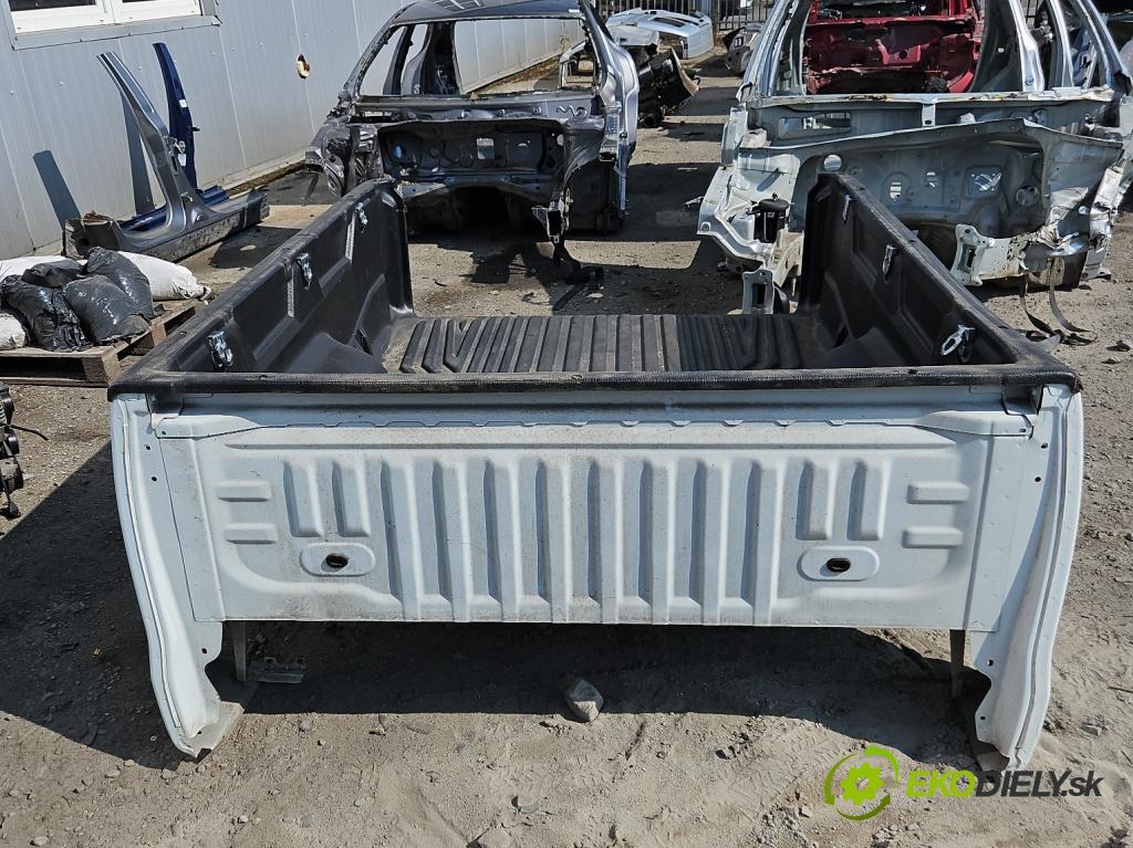Isuzu D-Max II 2011-2019 2.5 crdi 163 hp automatic 120 kW 2499 cm3 5- Budova