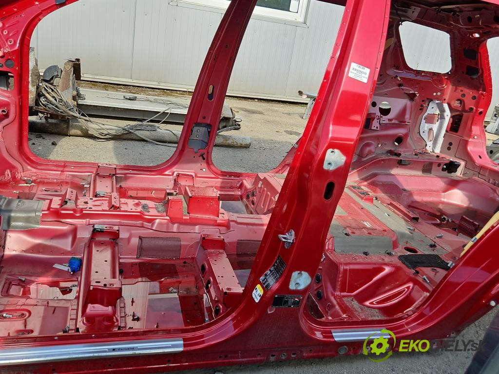 Land rover Discovery Sport 2014-2019 L550 2.0 T 241KM automatic 177 kW 1999 cm3 5- práh levý  (Ostatní)