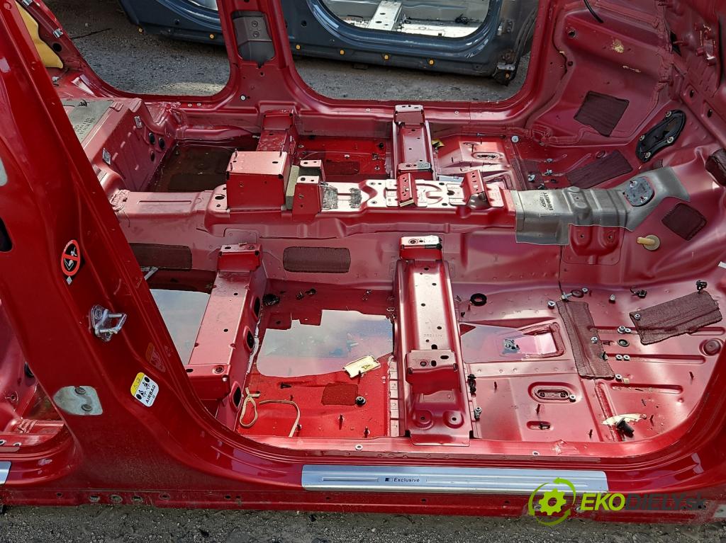 Land rover Discovery Sport 2014-2019 L550 2.0 T 241KM automatic 177 kW 1999 cm3 5- práh pravý  (Ostatní)