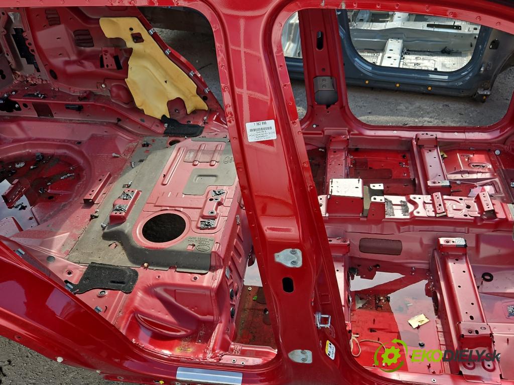 Land rover Discovery Sport 2014-2019 L550 2.0 T 241KM automatic 177 kW 1999 cm3 5- práh pravý  (Ostatní)