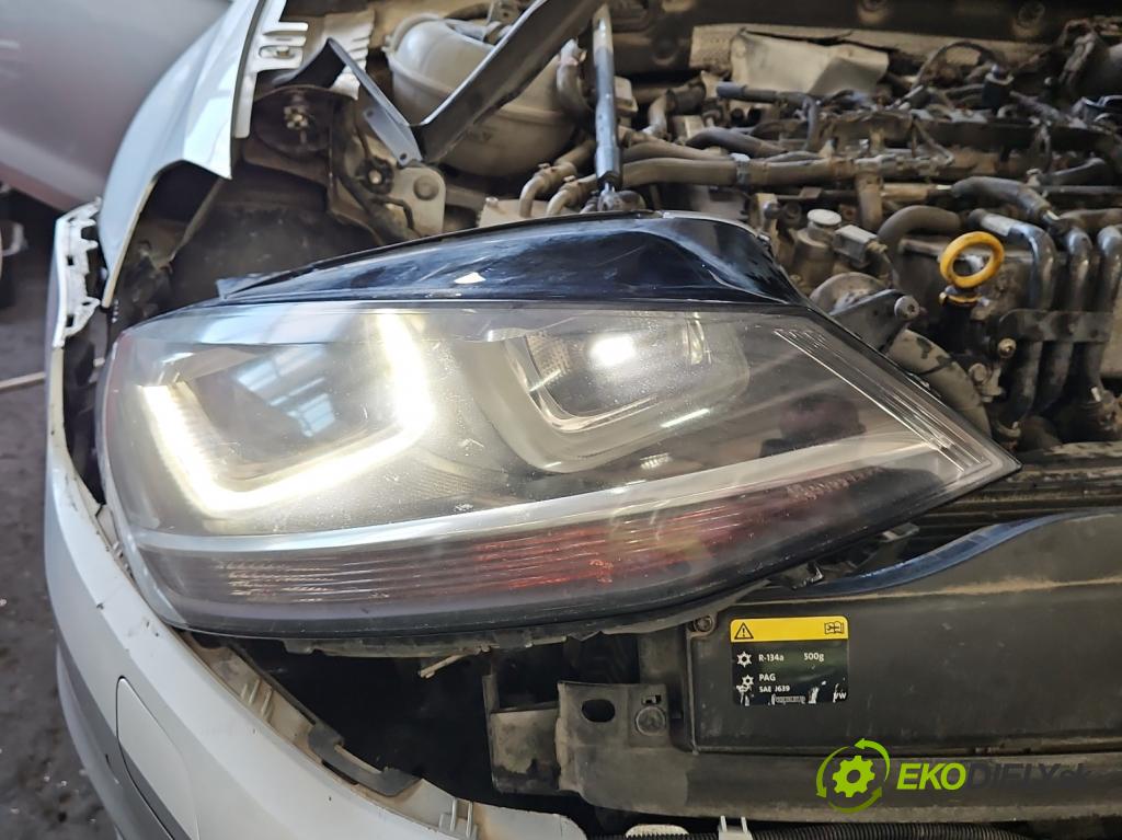 Vw Golf VII 2012-2020 1.6 tdi 105 HP automatic 77 kW 1598 cm3 5- Reflektor: pravý  (Pravé)