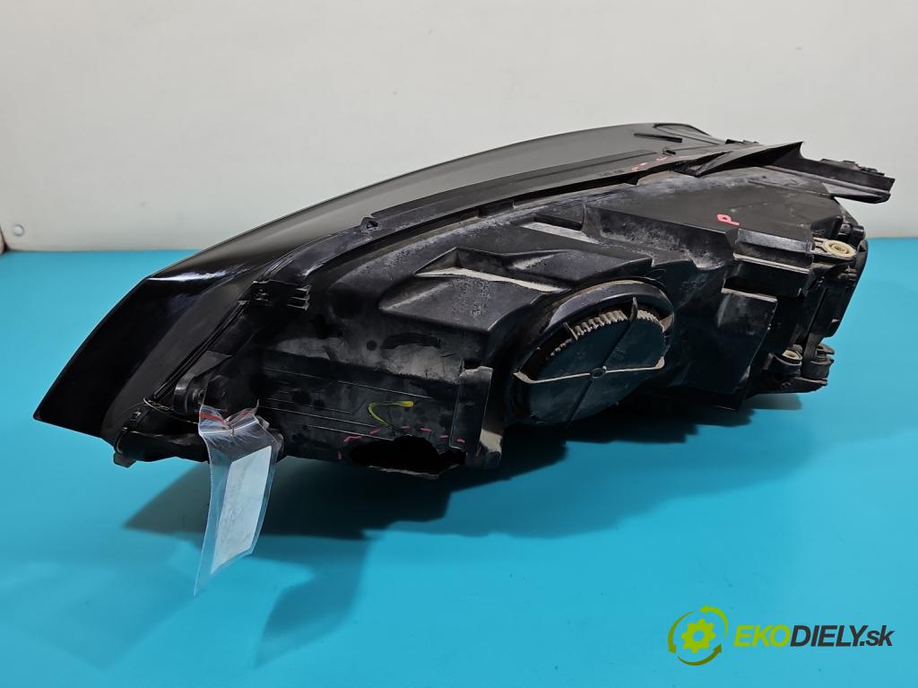 Vw Golf VII 2012-2020 1.6 tdi 105 HP automatic 77 kW 1598 cm3 5- Reflektor: pravý  (Pravé)