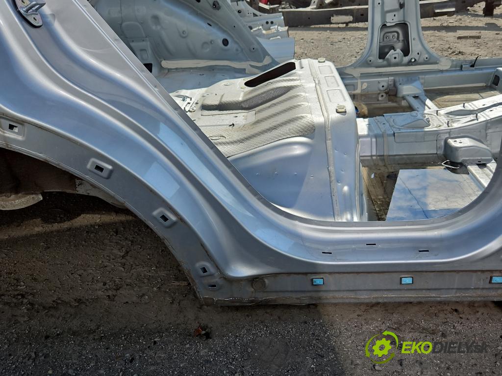 Kia Sportage IV 2015-2021 1.6 GDI 132 hp manual 97 kW 1591 cm3 5- práh pravý  (Ostatní)