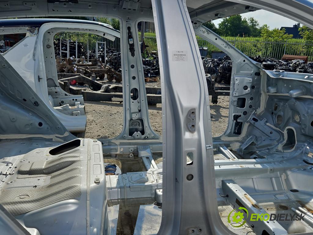 Kia Sportage IV 2015-2021 1.6 GDI 132 hp manual 97 kW 1591 cm3 5- práh pravý  (Ostatní)