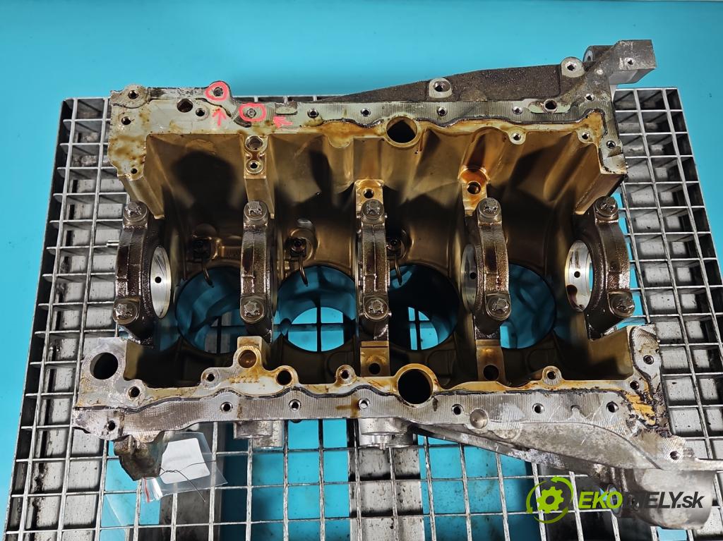 Mercedes GLA X156 2013-2019 1.6 T 156 hp automatic 115 kW 1595 cm3 5- Blok motoru 270910 (Blok motoru)