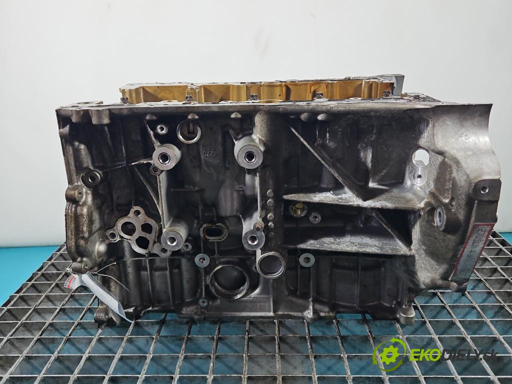 Mercedes GLA X156 2013-2019 1.6 T 156 hp automatic 115 kW 1595 cm3 5- Blok motoru 270910 (Blok motoru)