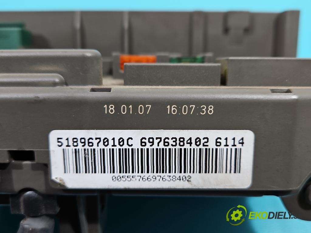 Bmw X5 E70 2006-2013 3.0d 235 hp automatic 173 kW 2993 cm3 5- skříňka pojistková 6976384 (Pojistkové skříňky)