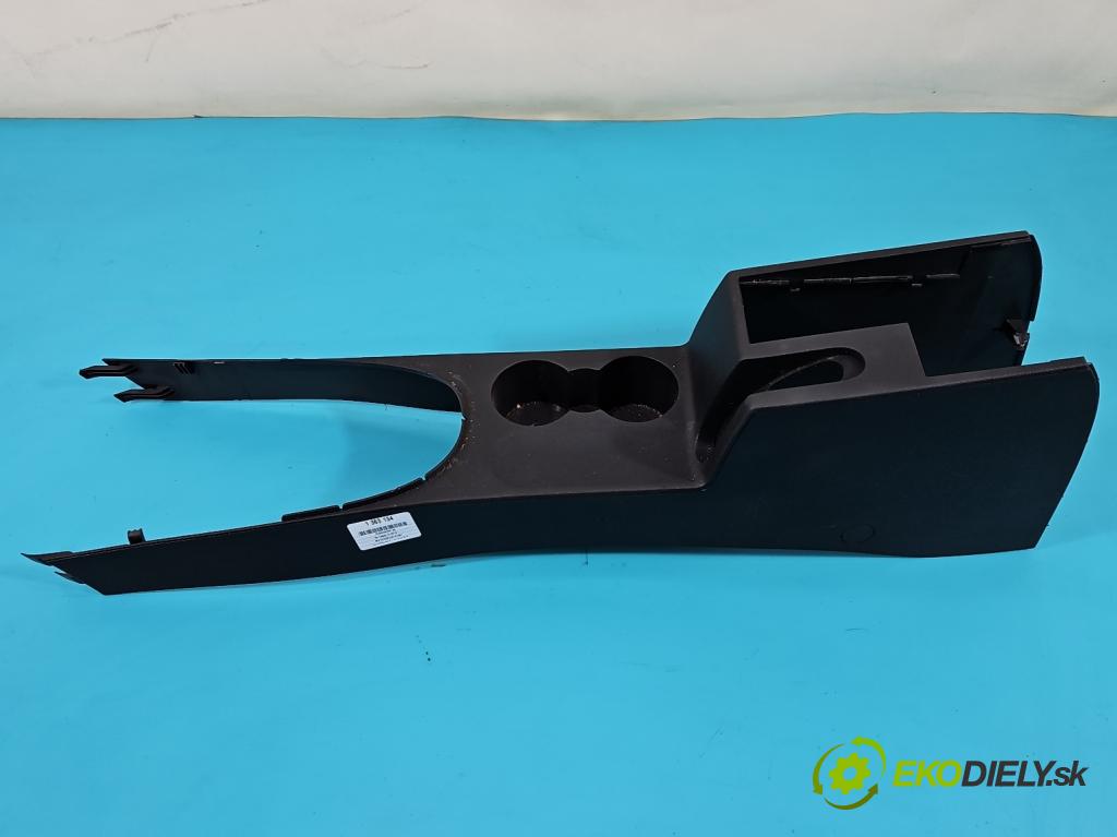 Vw Caddy III 2K 2003-2020 2.0 tdi 102 HP manual 75 kW 1968 cm3 5- operadlo  (Lakťové opierky)