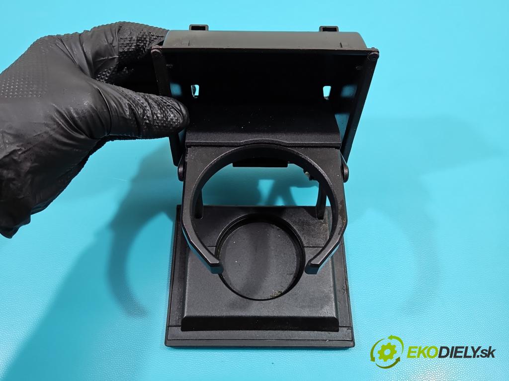 Vw Caddy III 2K 2003-2020 2.0 tdi 102 HP manual 75 kW 1968 cm3 5- Rukojeť: na nápoje: 1T0862533C (Úchyty, držiaky na nápoje)