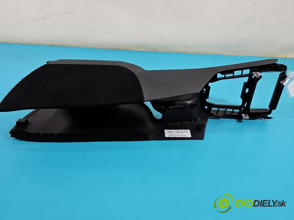 Skoda Superb II 2008-2015 2.0 TDI 140 HP manual 103 kW 1968 cm3 4- operadlo 3T0863241D (Lakťové opierky)