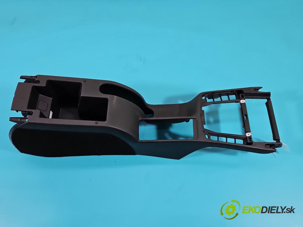 Skoda Superb II 2008-2015 2.0 TDI 140 HP manual 103 kW 1968 cm3 4- operadlo 3T0863241D (Lakťové opierky)