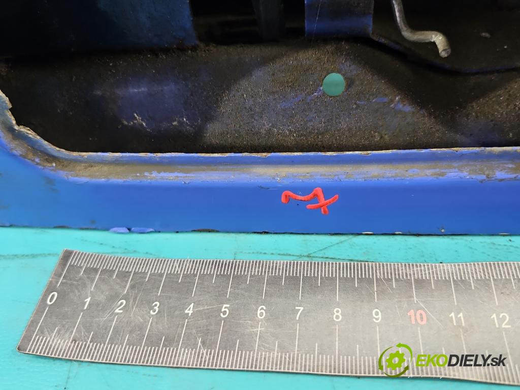 Seat Arosa 1.7 sdi 60 hp manual 44 kW 1716 cm3 3- zadní kufrové dveře  (Zadní kapoty)