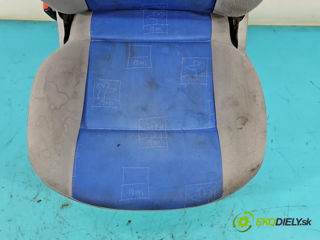 Vw Lupo 1.4 16V 75 HP manual 55 kW 1390 cm3 3- Sedačka ľavý  (Sedačky, sedadlá)