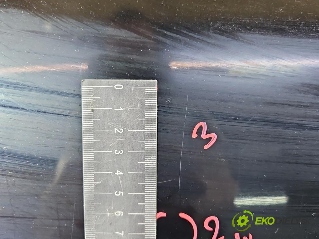 Renault Fluence 1.6 16V 114 hp manual 84 kW 1598 cm3 4- zadní kufrové dveře  (Zadní kapoty)