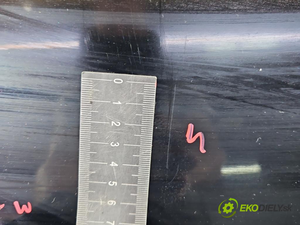 Renault Fluence 1.6 16V 114 hp manual 84 kW 1598 cm3 4- zadní kufrové dveře  (Zadní kapoty)