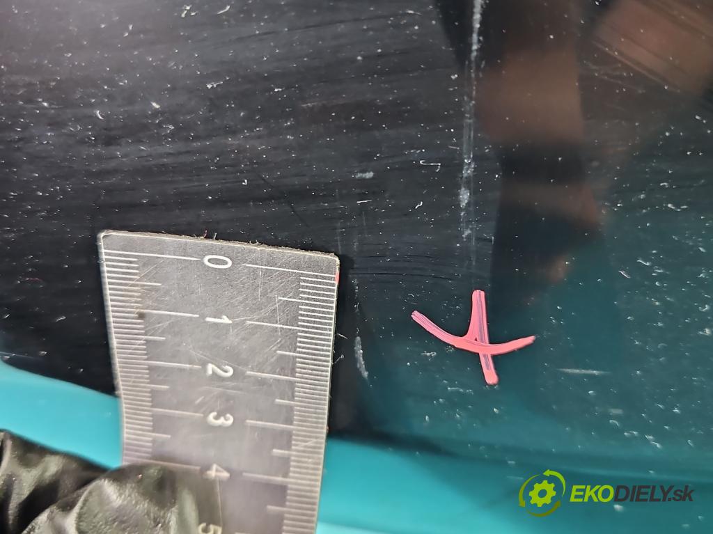 Renault Fluence 1.6 16V 114 hp manual 84 kW 1598 cm3 4- zadní kufrové dveře  (Zadní kapoty)