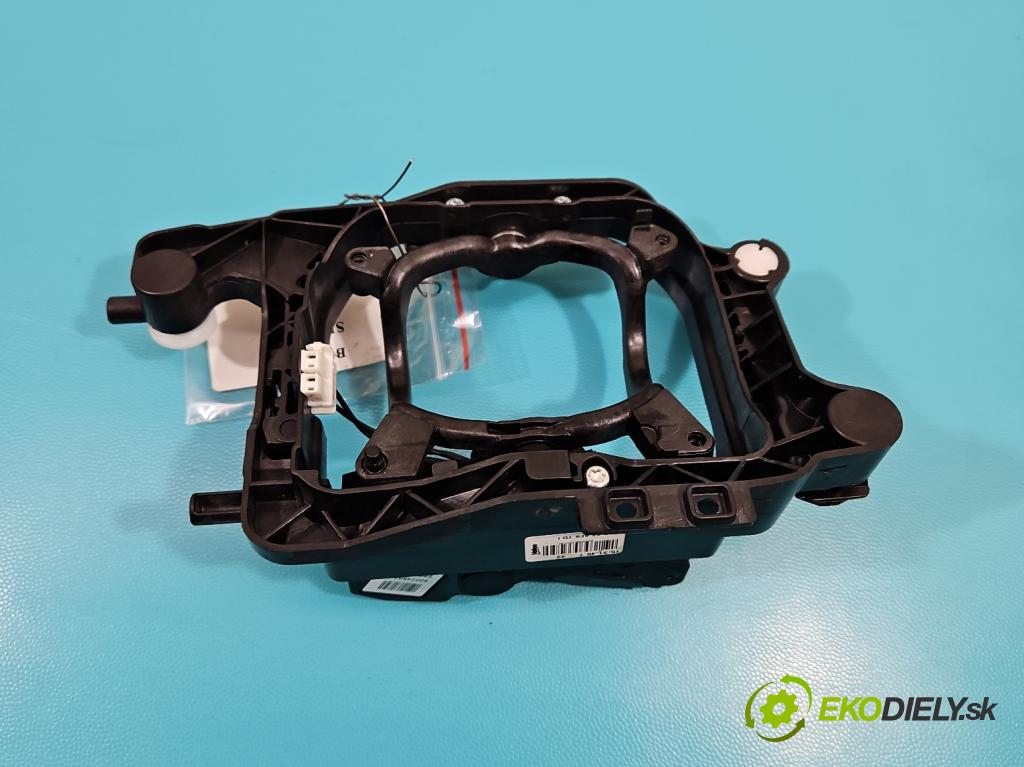 Vw Golf VII 2012-2020 1.6 tdi 105 hp automatic 77 kW 1598 cm3 5- motorek 90024604