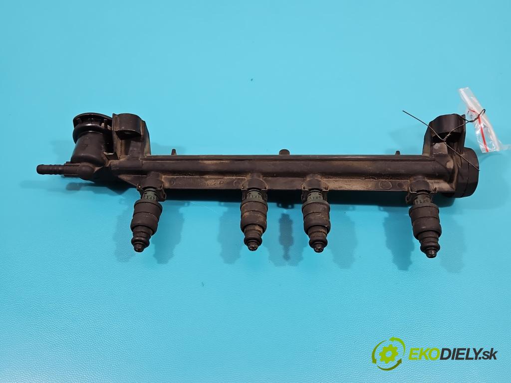 Vw Bora 1.6 8v sr 101 HP manual 74 kW 1595 cm3 4- vstrek 06A133317A (Vstrekovače)