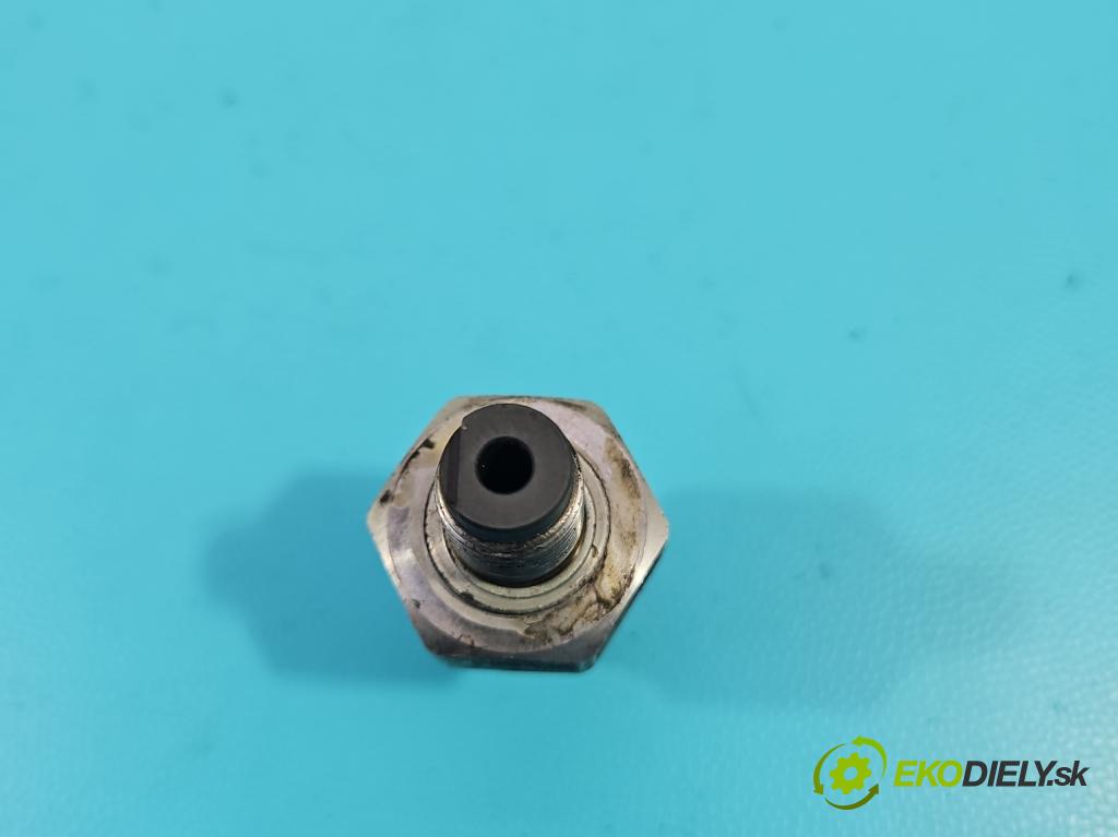 Toyota Avensis I T22 1997-2003 2.0 16V 150 HP manual 110 kW 1998 cm3 5- snímač tlak: palivo 89458-3201 (Snímače)