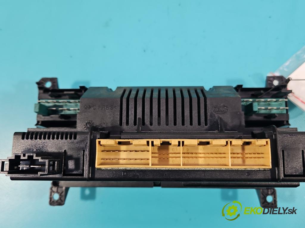 Audi A6 C5 1997-2004 2.4 V6 165 HP automatic 121 kW 2393 cm3 4- panel kúrenia 4B0820043AF