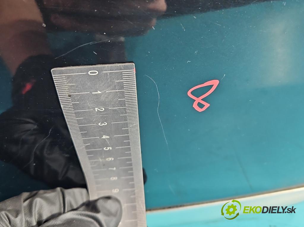 Audi A6 C5 1997-2004 2.4 V6 165 hp automatic 121 kW 2393 cm3 4- zadní kufrové dveře  (Zadní kapoty)