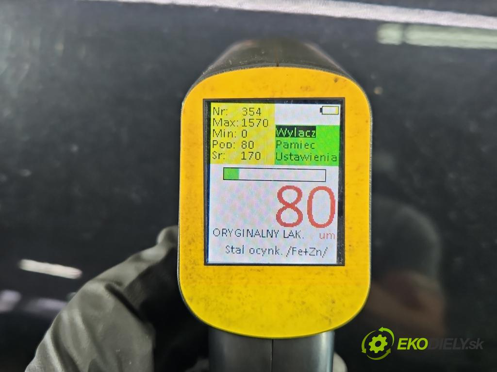 Audi A6 C5 1997-2004 2.4 V6 165 hp automatic 121 kW 2393 cm3 4- zadní kufrové dveře  (Zadní kapoty)