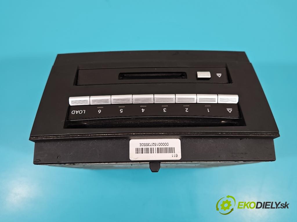 Mercedes S W221 2005-2013 3.0 CDI 235 hp automatic 173 kW 2987 cm3 4- Radio továrna: A2218700693