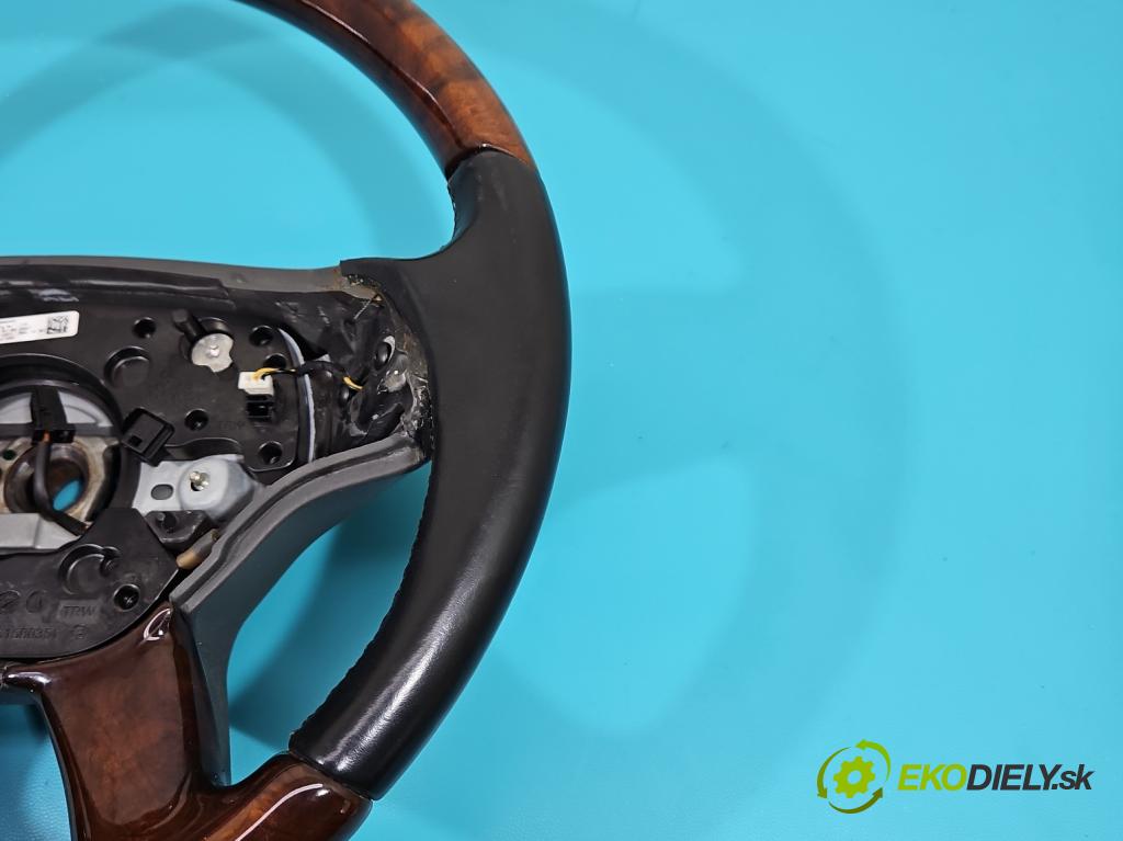 Mercedes S W221 2005-2013 3.0 CDI 235 HP automatic 173 kW 2987 cm3 4- volant A2218201711 (Volanty)