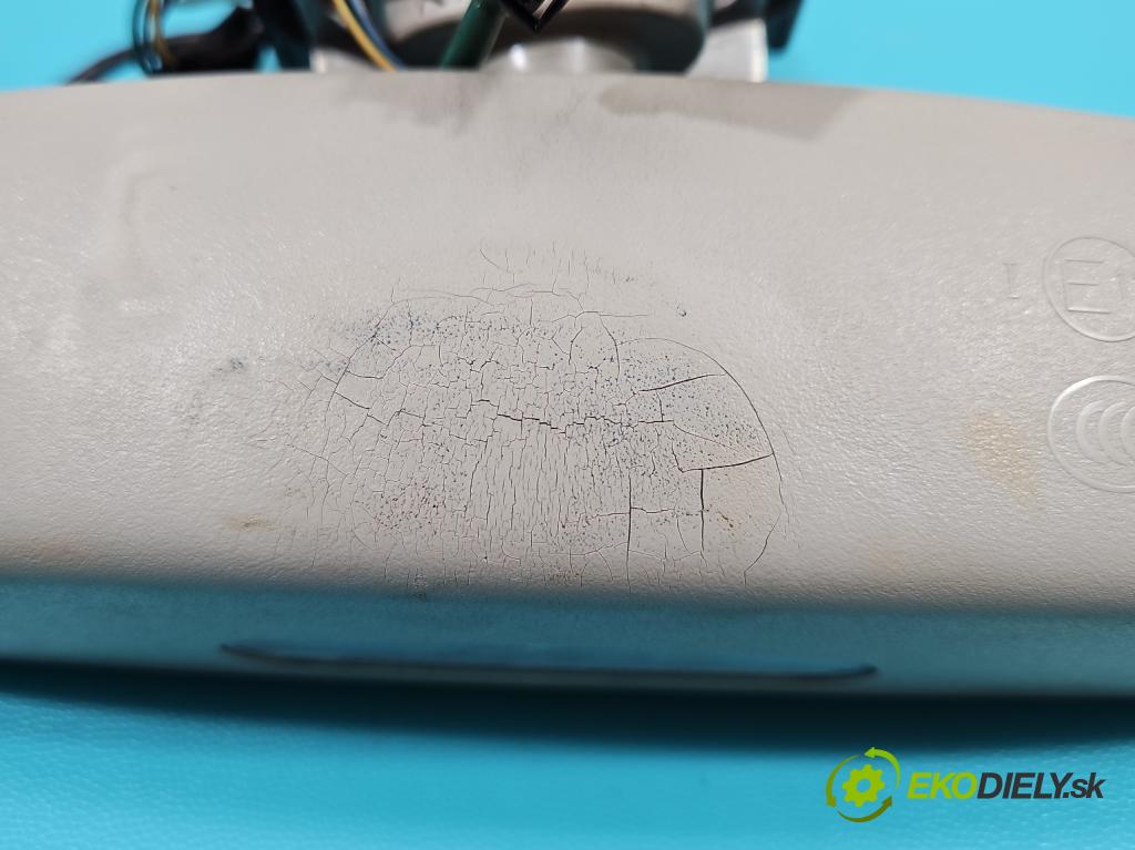 Mercedes S W221 2005-2013 3.0 CDI 235 hp automatic 173 kW 2987 cm3 4- zpětné zrcátko vnitřní  (Světla vnitřní)