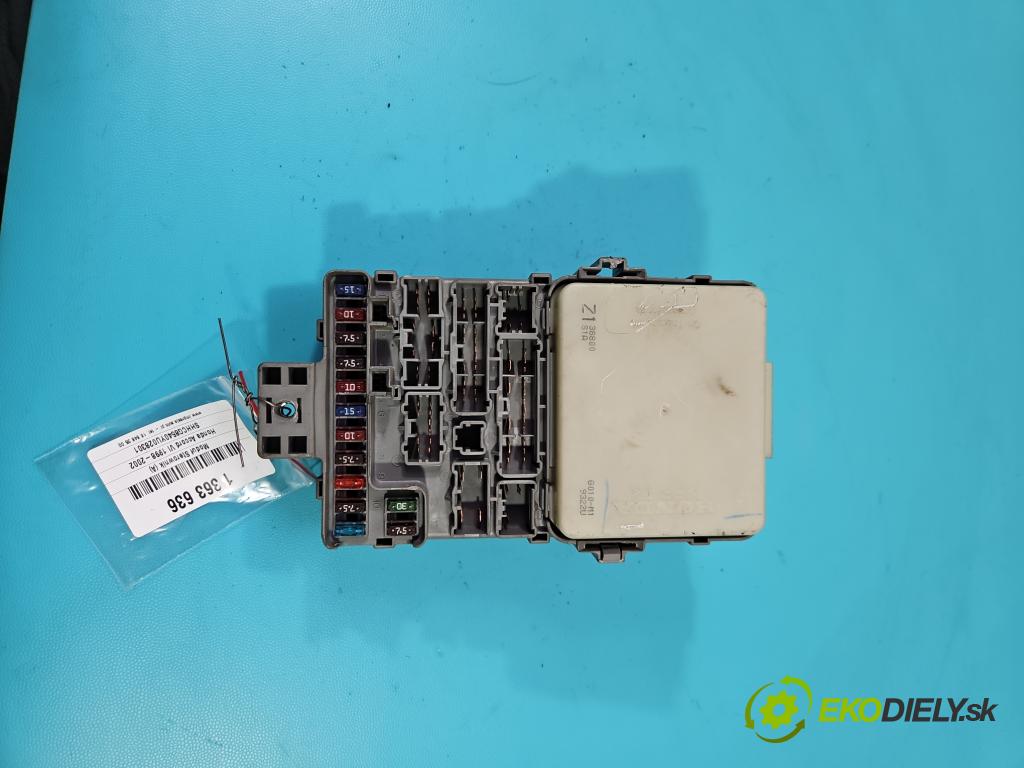 Honda Accord VI 1998-2002 1,8.0 16v 136hp manual 100 kW 1850 cm3 4- skříňka pojistková 3820A-S1A-G000 (Pojistkové skříňky)