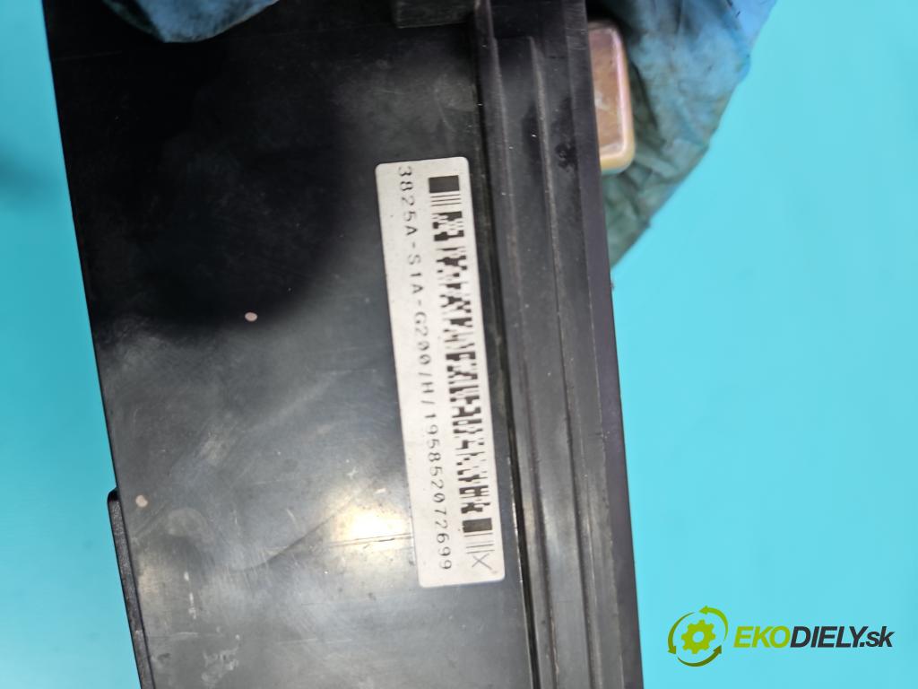 Honda Accord VI 1998-2002 1,8.0 16v 136hp manual 100 kW 1850 cm3 4- skříňka pojistková 3825A-S1A-G200 (Pojistkové skříňky)