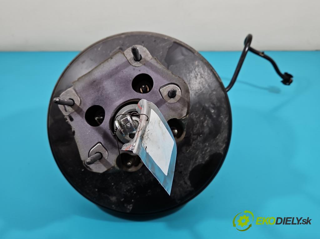 Renault Fluence 1.6 16V 114 HP manual 84 kW 1598 cm3 4- servo brzdové 0204817808