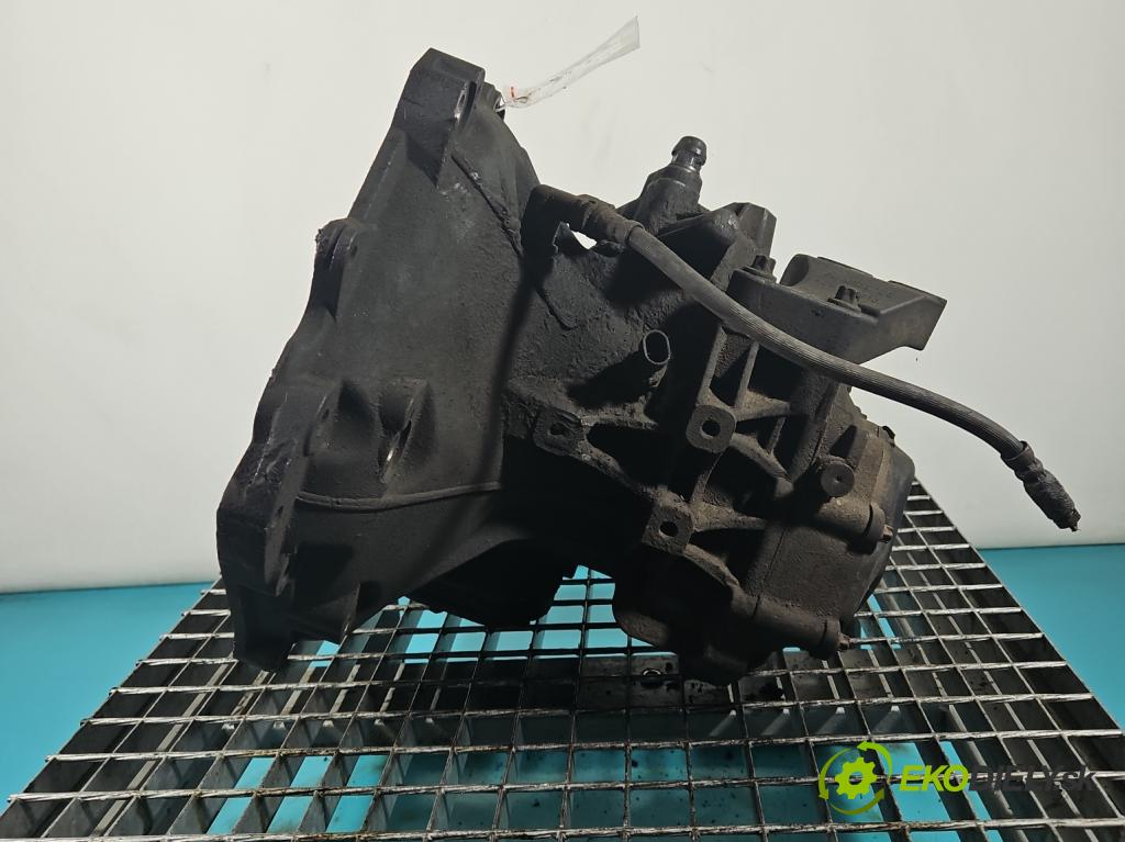 Opel Corsa D 2006-2014 1,3.0 CDTI 75 HP manual 55 kW 1248 cm3 3- prevodovka stupeň,rýchlosť manual W374
