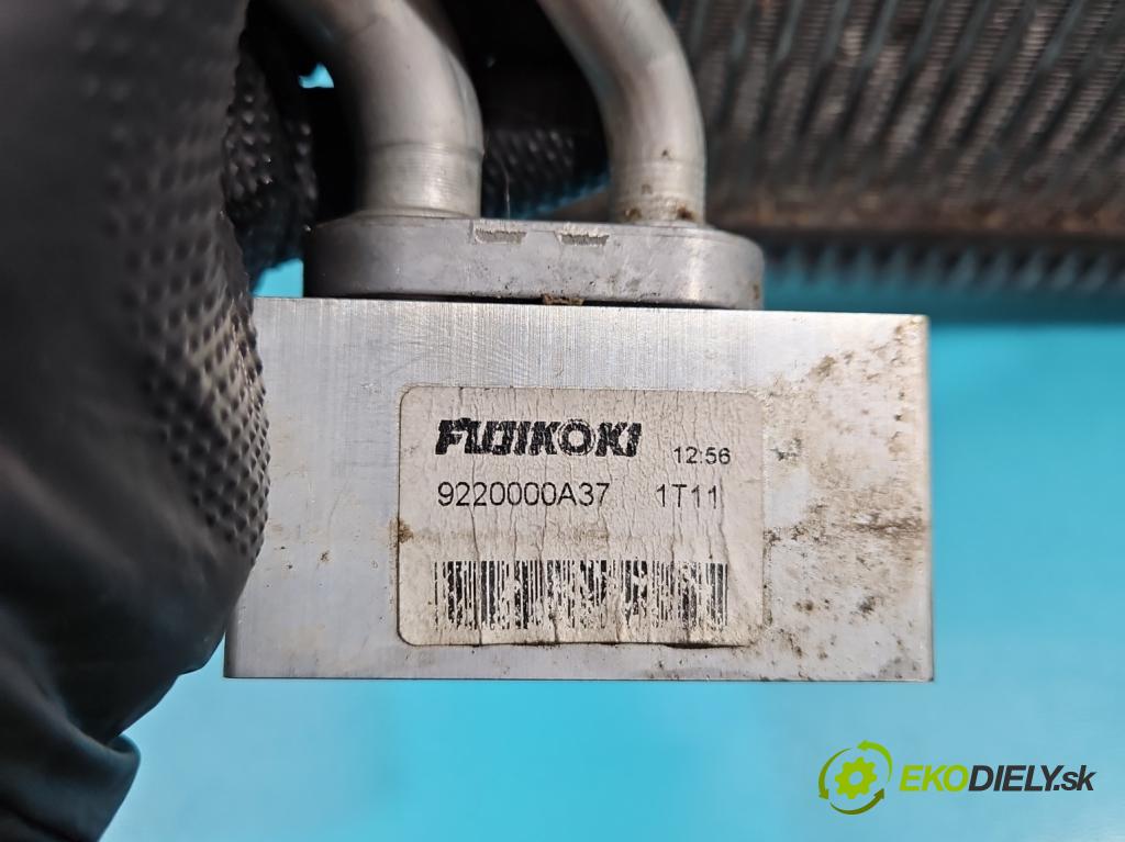 Renault Fluence 1.6 16V 114 HP manual 84 kW 1598 cm3 4- Výparník: klimatizácie 9220000A37