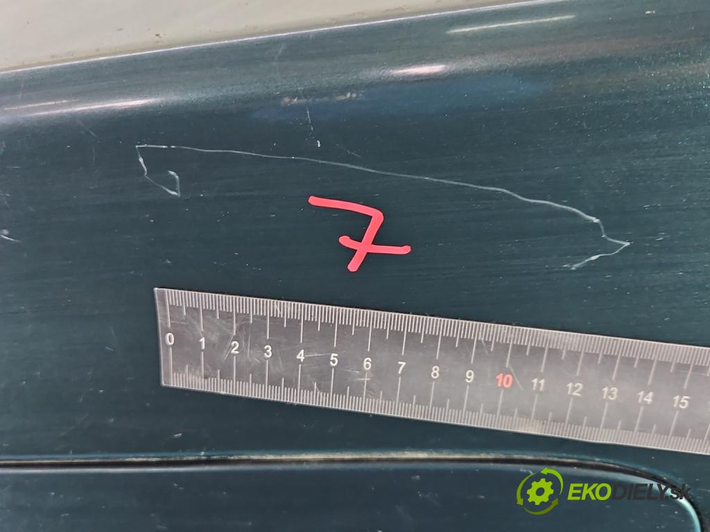 Toyota Avensis I T22 1997-2003 1.6 16V 110 hp manual 81 kW 1587 cm3 4- zadní kufrové dveře  (Zadní kapoty)