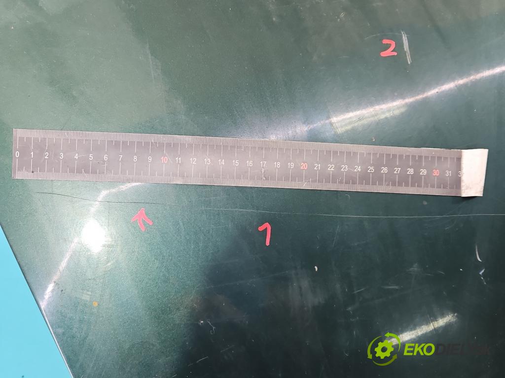 Toyota Avensis I T22 1997-2003 1.6 16V 110 hp manual 81 kW 1587 cm3 4- zadní kufrové dveře  (Zadní kapoty)