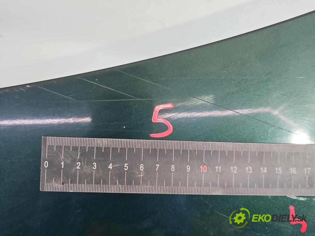 Toyota Avensis I T22 1997-2003 1.6 16V 110 hp manual 81 kW 1587 cm3 4- zadní kufrové dveře  (Zadní kapoty)