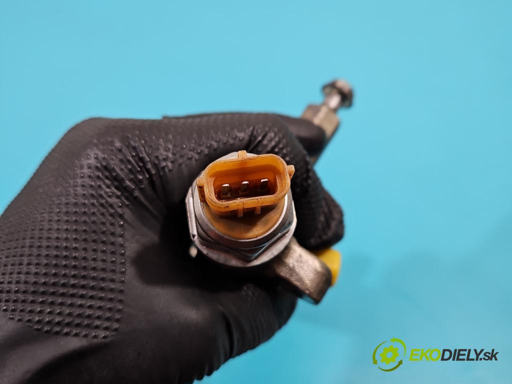 Isuzu D-Max II 2011-2019 2.5 crdi 163 HP automatic 120 kW 2499 cm3 5- lišta vstrekovacia 45PP3-6 (Vstrekovacie lišty)