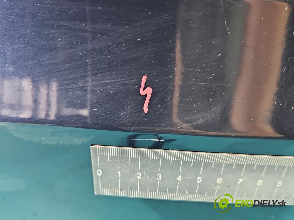 Bmw X5 E70 2006-2013 3.0d 235 hp automatic 173 kW 2993 cm3 5- zadní kufrové dveře  (Zadní kapoty)