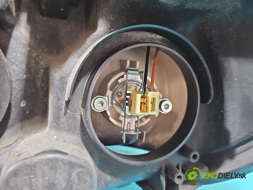 Ford Galaxy Mk2 2006-2015 2.0 16V 145 HP manual 107 kW 1999 cm3 5- Reflektor: pravý 6M21-13W029-AK (Pravé)