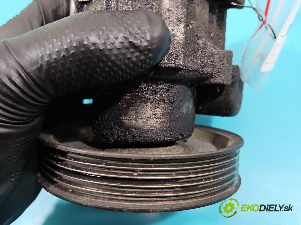 Nissan Micra K11 1992-2003 1.5d 57 HP manual 42 kW 1527 cm3 3- čerpadlo posilovač  (Servočerpadlá, pumpy riadenia)