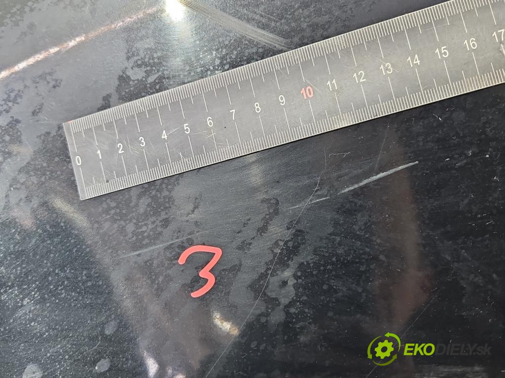 Nissan Micra K11 1992-2003 1.5d 57 hp manual 42 kW 1527 cm3 3- blatnik přední levý  (Predné ľavé)