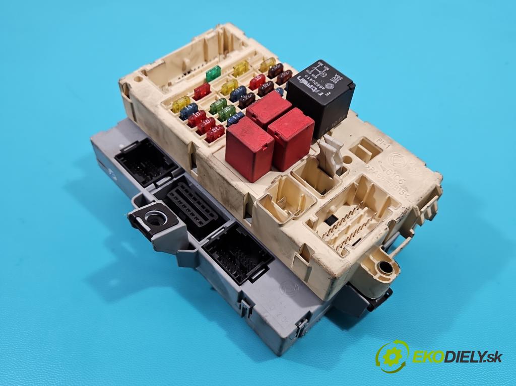 Fiat Stilo 1.9 jtd 116 hp manual 85 kW 1910 cm3 5- skříňka pojistková 46750594 (Pojistkové skříňky)