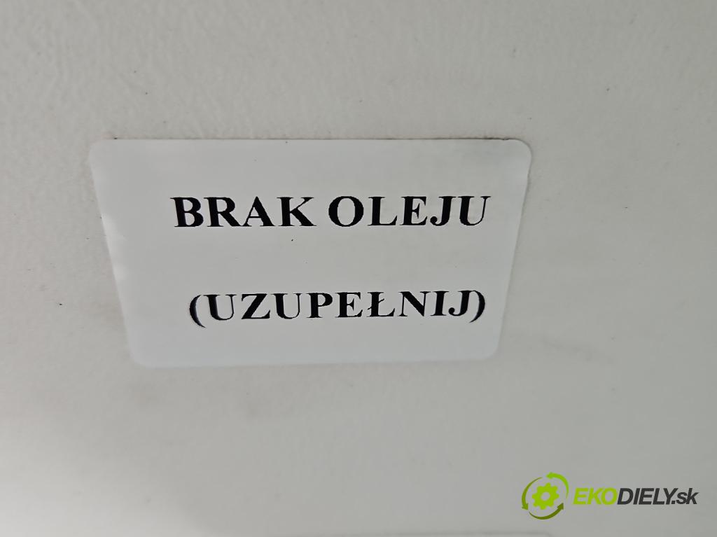 Mercedes A W168 1997-2004 1.7 cdi 95 hp manual 70 kW 1689 cm3 5- oko tažné  (Tažná zařízení)