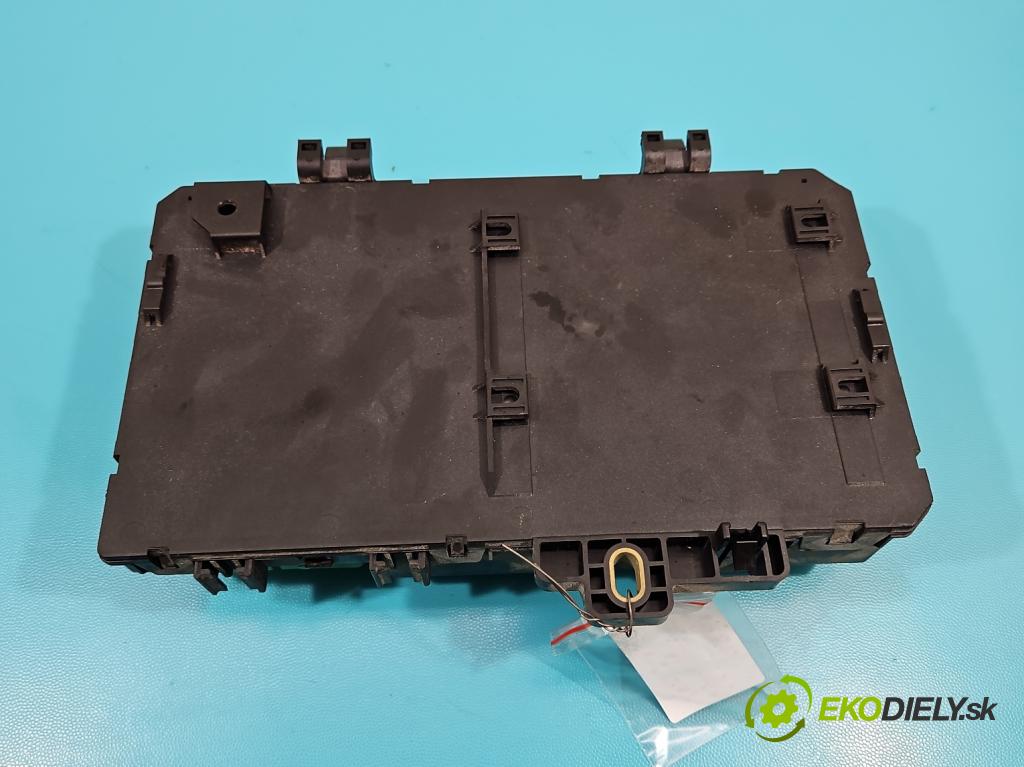 Opel Zafira B 2005-2014 1.9 cdti (Z19DT) 120 hp manual 88 kW 1910 cm3 5- skříňka pojistková 13206759 (Pojistkové skříňky)