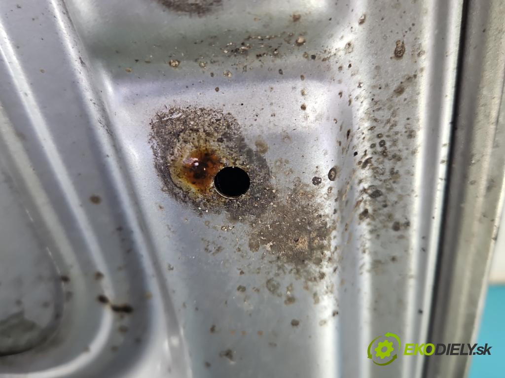 Daewoo Nexia 1.5 16V 90 HP manual 66 kW 1498 cm3 5- kapota predná