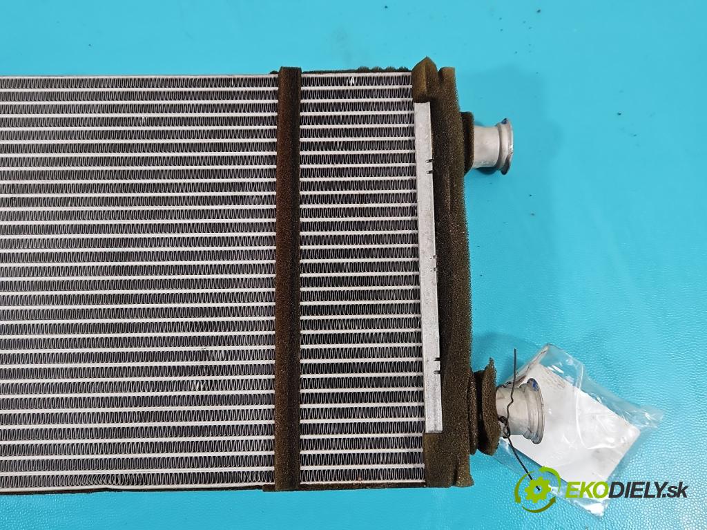 Mercedes S W221 2005-2013 3.0 CDI 235 hp automatic 173 kW 2987 cm3 4- radiátor 2218307960 (Radiátory topení)