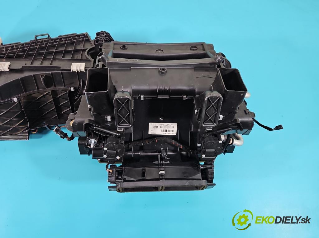 Mercedes S W221 2005-2013 3.0 CDI 235 hp automatic 173 kW 2987 cm3 4- radiátor 2218307960 (Radiátory topení)