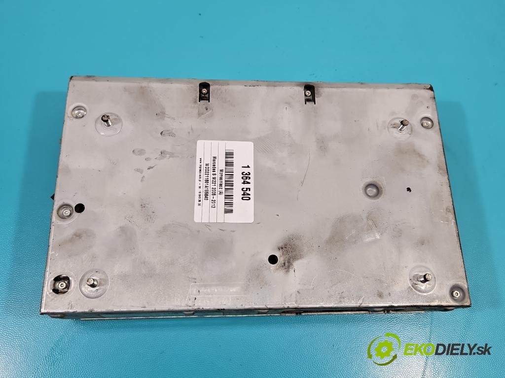 Mercedes S W221 2005-2013 3.0 CDI 235 HP automatic 173 kW 2987 cm3 4- Zesilovač: A2218208789 (Zosilňovače)